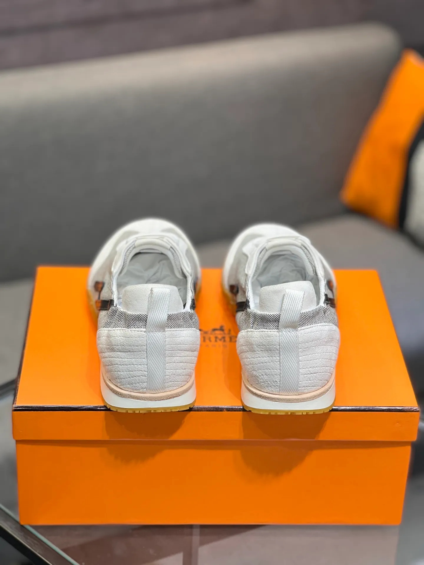 Men's shoes 💰700 [HERMES] Hermès - High-end quality original order 🔍🔍 - Upper: 🔝 cowhide suede splicing design - Inner lining: imported mixed sheepskin - Outsole: TPR foam · Rubber: two-color combined molding outsole - Super high quality control · Fine workmanship: highlighted (high-end, luxury, grade) -Size: 38-44 (45, 46, can be customized)